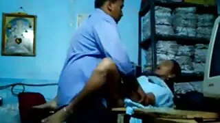 İşime devam etmeme izin ver ve ben de alt yazılı konulu porno sex mastürbasyon yapacağım